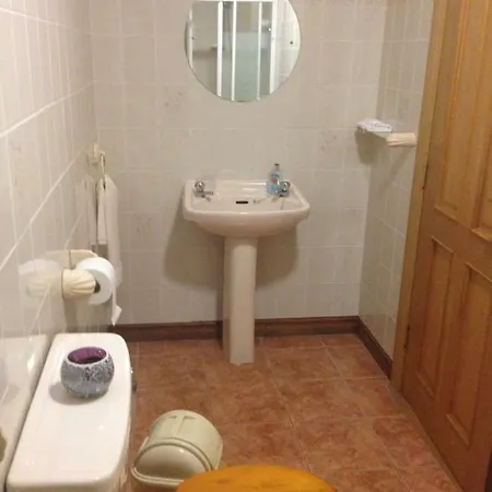 Loistin An Iuir Bed & Breakfast *